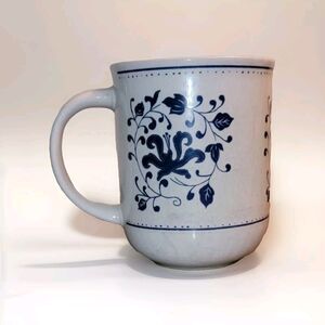 RARE‎ Oneida “Belle” mug Casual Settings Floral White Blue